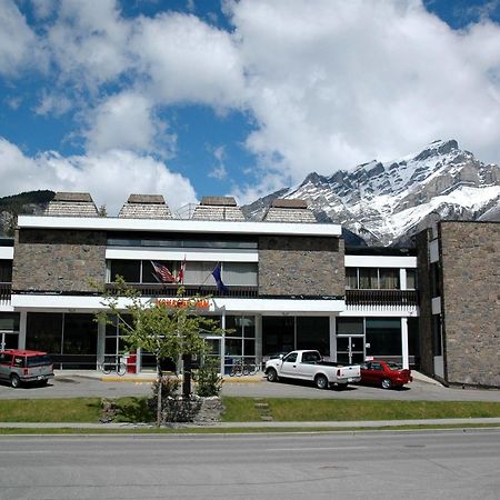 Banff Voyager Inn Exterior foto